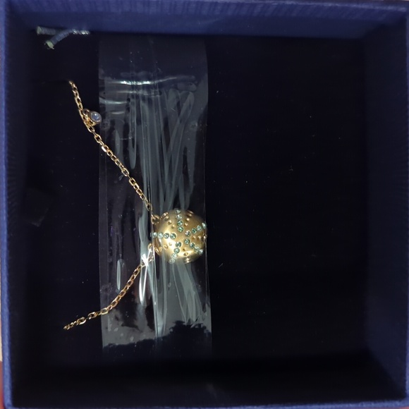 Swarovski Shine Urchin necklace - Picture 2 of 3